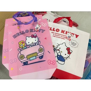 กระเป๋าลามิเนต SANRIO ลิขสิทธิ์แท้ #คิตตี้ ใบใหญ่ใส่ของได้เยอะมากค่ะซิสส ลายน่ารักคาวาอี้สุดๆไปเลยค่ะ สาวกห้ามพลาดเลยค่ะ