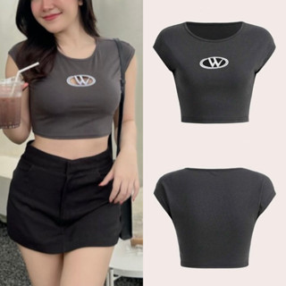 เสื้อยืดครอปท็อป เสื้อยืดสีพื้นแฟชั่นสำหรับผู้หญิง  R1123