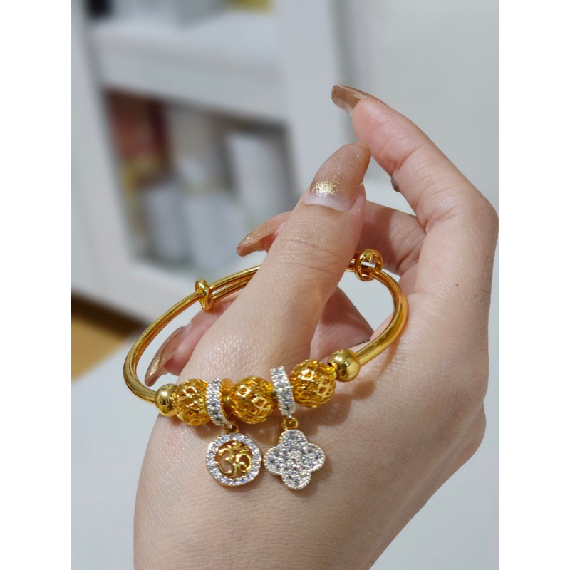 กำไลโอม Pandora สวยมาก