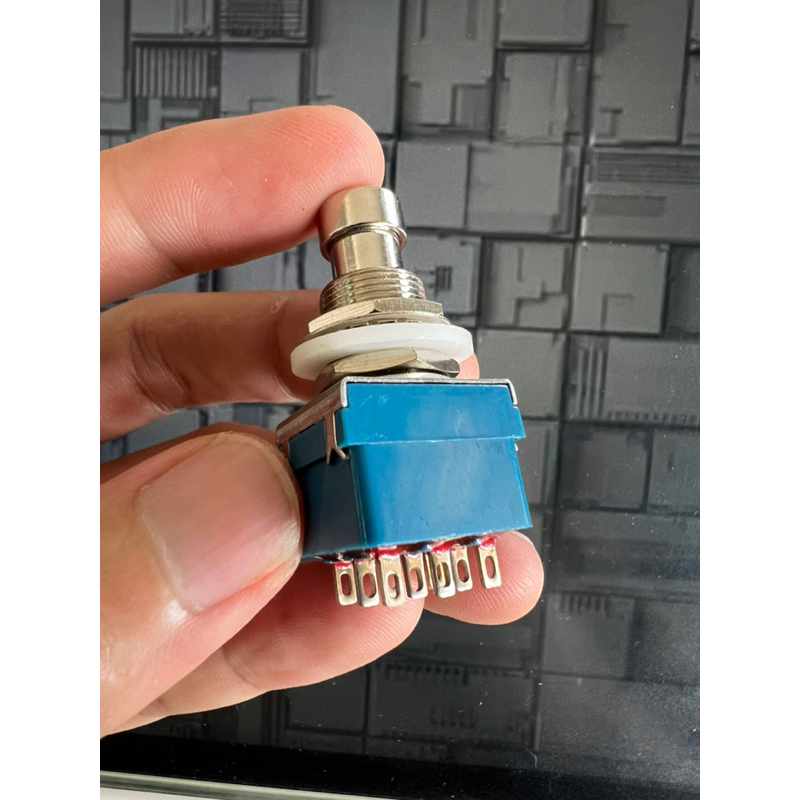 สวิตช์เอฟเฟคกีต้าร์  ฟุตสวิตช์ Foot Switch 3PDT 9 ขา