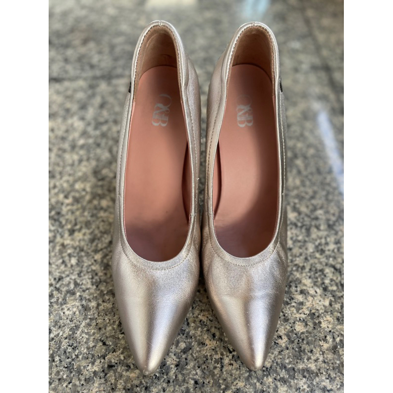 OandB รองเท้าส้นสูงหนังแกะแท้ (มือสอง) รุ่น Diana Heel 3.2 นิ้ว in Champagne ไซด์ 8/41