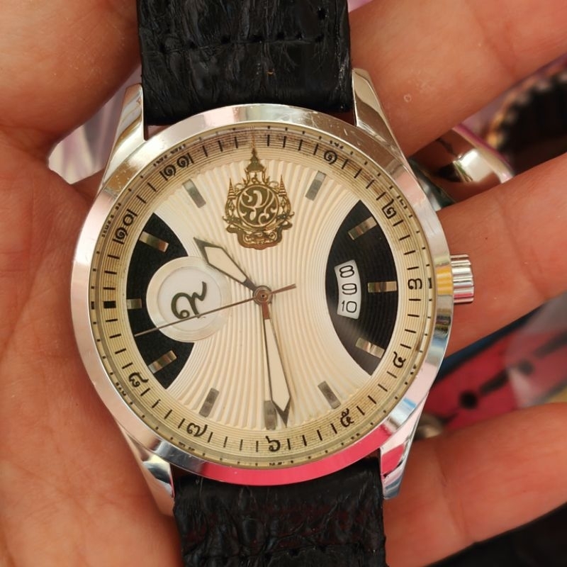 นาฬิกามือสอง นาฬิกาสะสม wise ตราสัญญลักษณ์  ภปร ระบบถ่าน พร้อมสายใหม่ หนังจระเข้แท้
