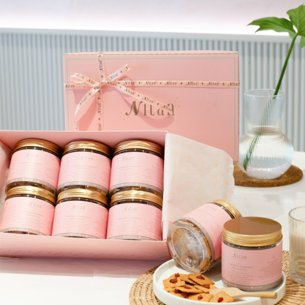เซตกล่องของขวัญแครกเกอร์และคุกกี้กราโนล่าเพิ่มน้ำนม 6 กระปุก