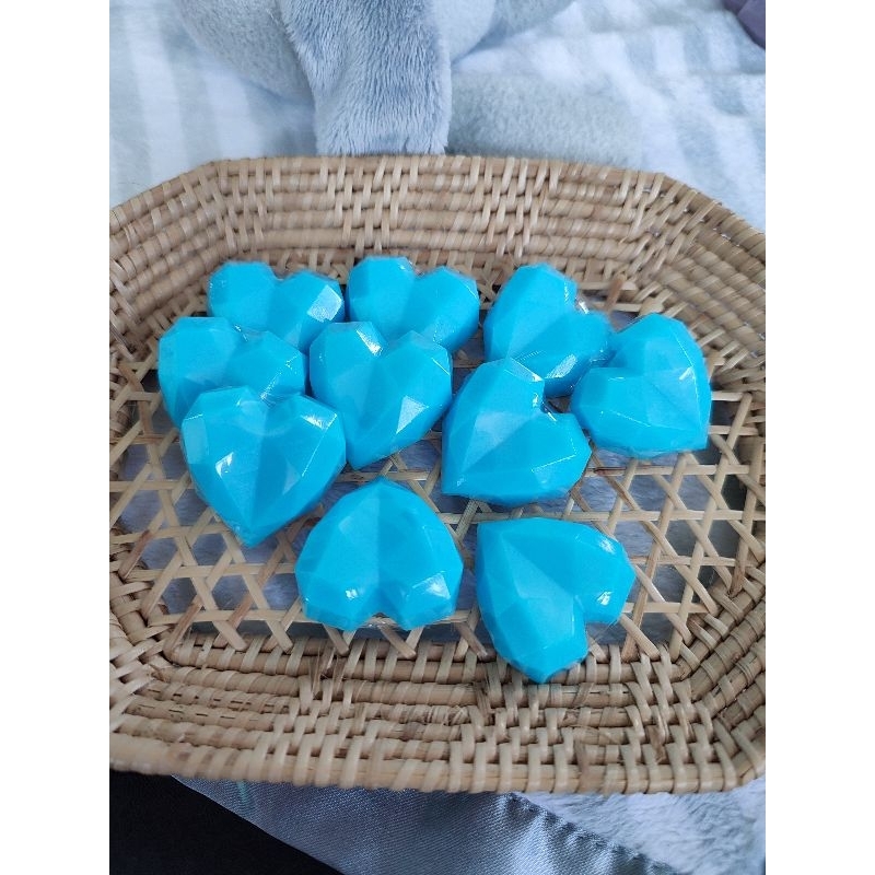 สบู่จิ๋วฟ้าขุ่น ก้อนละ 1 บาท (ขั้นต่ำ 100 ชิ้น แถม 2 ชิ้น )