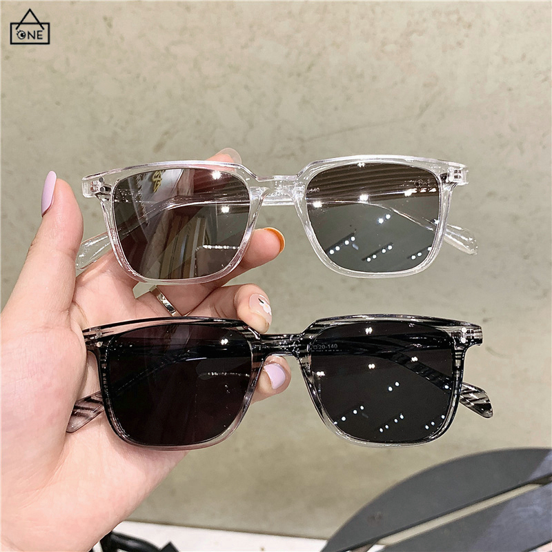 COD พร้อมส่ง-แว่นตากันแดดสไตล์วินเทจแฟชั่นกรอบแว่นตากรอบเหลี่ยมUV400ป้องกันรังสียูวีแว่นกรองแสงผู้ชายและผู้หญิง-a.one