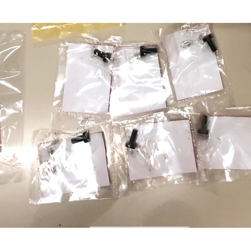 น็อตยึดครัชสตาร์เวฟ125บังลม/เวฟ110i/เวฟ125iปลาวาฬ/MSXแท้ศูนย์(ได้6ตัว) 90085-KTC-920