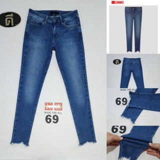 69.UNIQL SKINNY ( 421376 )  เอววัดจริง 28 ( ป้าย 26 )