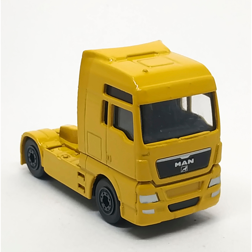 Majorette Truck - Man TGX Truck Head - สีเหลือง / scale 1/87 (2.5") no Package