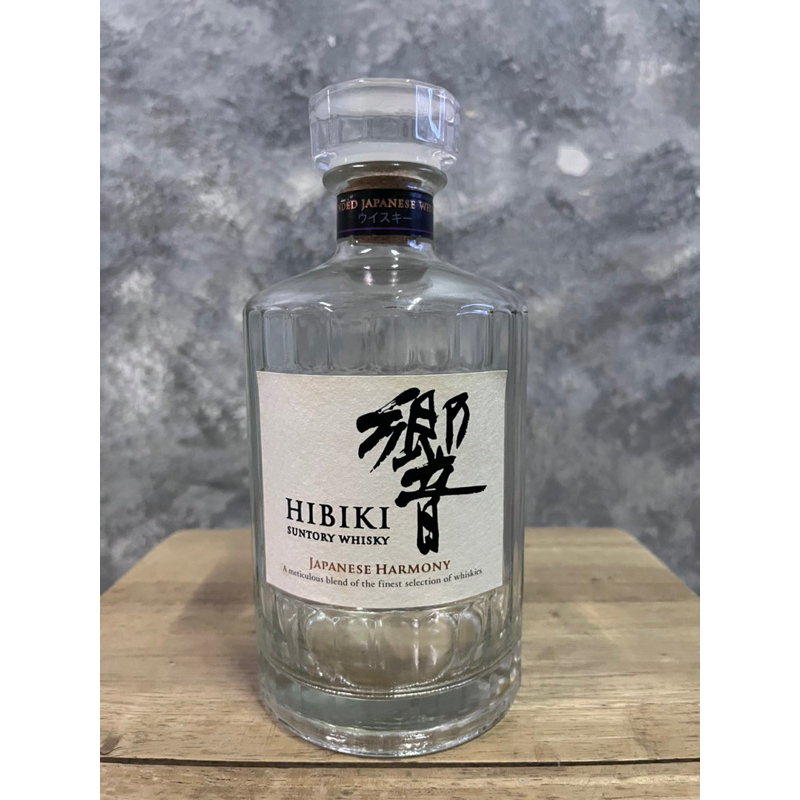 ขวดเหล้าเปล่า HIBIKI SUNTORY WHISKY สวยๆ มือสอง