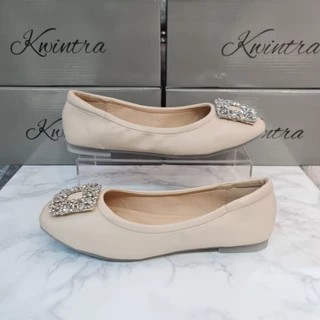 B20รองเท้า Kwintra เท้าอวบ+1ไซส์ รุ่น Classy รองเท้าคัทชู สีเบจ หนังนุ่ม พื้นนิ่ม บุฟองน้ำ