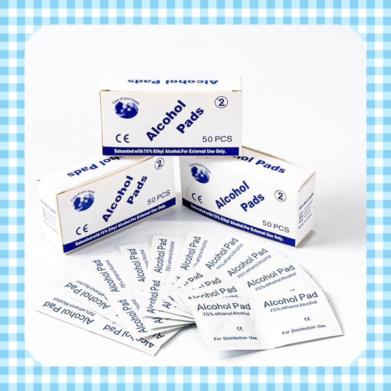 Alcohol pad แผ่นแอลกอฮอล์ 75% เช็ดทำความสะอาด พกพาง่าย แผ่นทำความสะอาด กล่อง100ชิ้น thumbnail 7