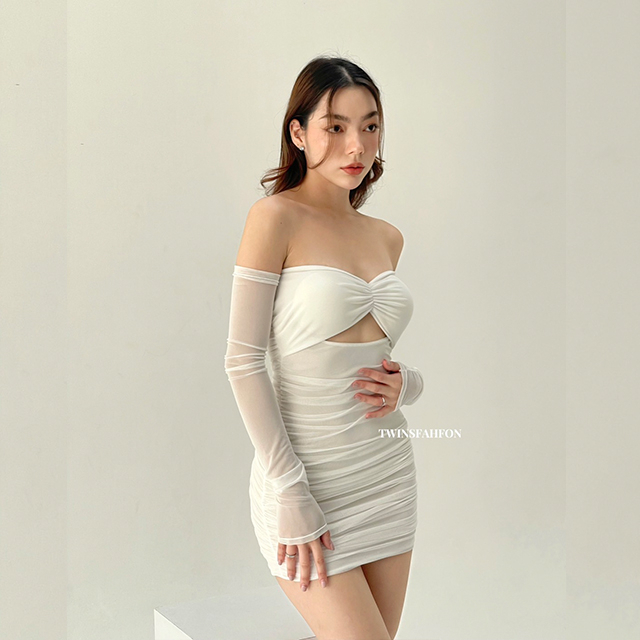 New Gabriel Dress  เดรสเกาะอกปาดไหล่ผ้าซีทรูสวยแพง เซ็กซี่ มีเสน่ห์ชวนหลง  Free Size | Twinsfahfon