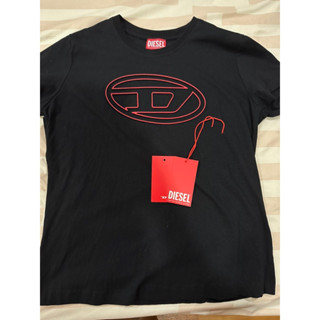 Used like very new T shirt Diesel