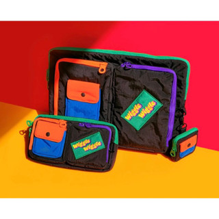 🌈[PRE-] Wiggle Wiggle Pocket Laptop  Pouch🧡💜