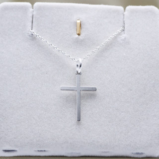 Star Jewelry จี้กางเขน เงินแท้พร้อมสร้อยยาว 18 นิ้ว เงินแท้ 92.5% แกะสลักด้วยเลเซอร์ รุ่น PS3110-SS