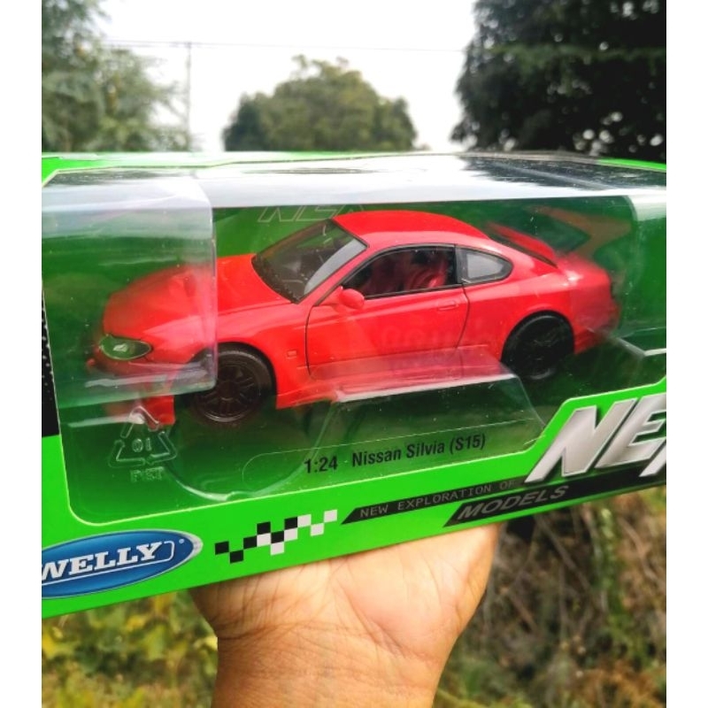 โม​เดลรถ​เหล็ก​ NISSAN SILVIA​ S15​
