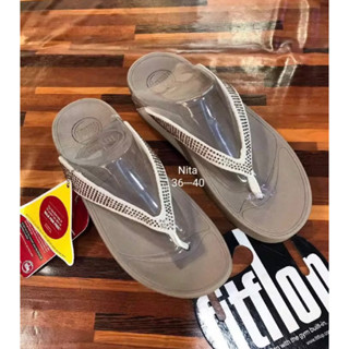 รองเท้า fitflop รุ่นเส้นเล็ก ของผู้หญิง กำลังฮิตคุณภาพดี เบานิ่มใส่ สบายราคาถูก