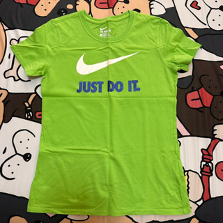 เสื้อลำรองผู้หญิง Nike used แม่ค้าใส่เองคร้า