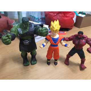 มือสอง ตัวใหญ่ ใหญ่กว่าไม้บรรทัด (30cm.)ขายโมเดล ฮัก hulk และ dragon ball