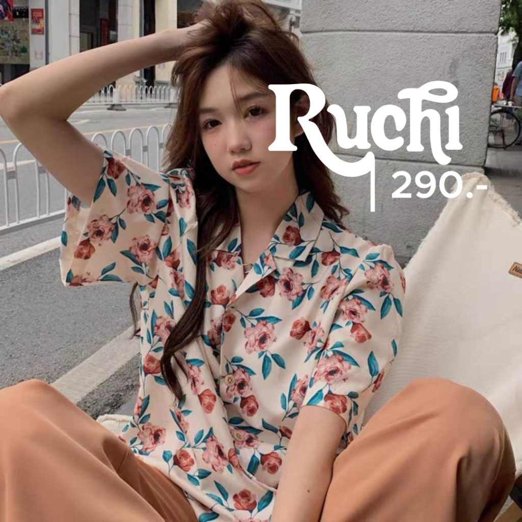 RUCHI New in 💗 เชิ้ตแขนสั้น ผ้าลื่นๆ เสื้อลายดอก vintage pastel สีหวานๆ กระดุมวินเทจ สวยย