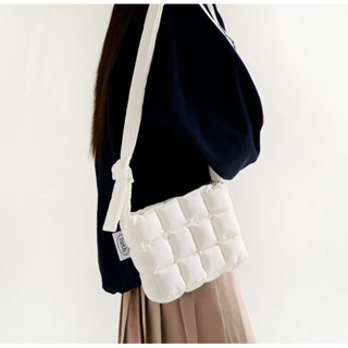 ❤️พร้อมส่งไทย❤️กระเป๋า Padded bag แบรน Luth Korea นุ่มและน่ารักมาก