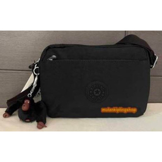 ส่งฟรีEMS  Kipling  Damian Crossbody Bag  - Black Tonal ผ้าพื้นสีดำ ของใหม่ แต่ไม่มีป้ายกระดาษที่มีสติกเกอร์บาร์โค้ด