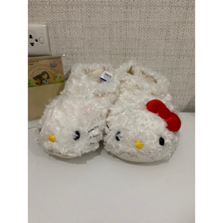 Slipper hello kitty น่ารักมาก ป้ายห้อยค่ะ ประมาณ20ซม งานตู้ญี่ปุ่น