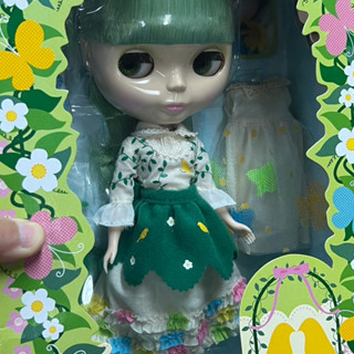 ตุ๊กตาบลายธ์ Neo Blythe  Enchanted Petal ของสะสม ไม่เคยแกเล่น อุปกรณ์ครบ ของแท้