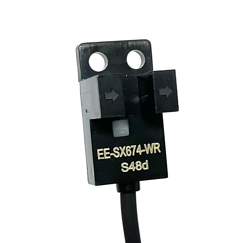 EE-SX670-WR OMRON sensor เซ็นเซอร์​ ก้ามปู สายยาว 1เมตร 4สาย ของใหม่ พร้อมส่งทุกวัน สินค้าสามารถออกบิลได้​