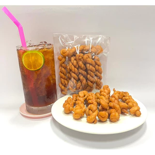 ขนมเกลียวเค็ม ทำสดใหม่ทุกวัน กรอบมันอร่อย 1ห่อ50กรัม
