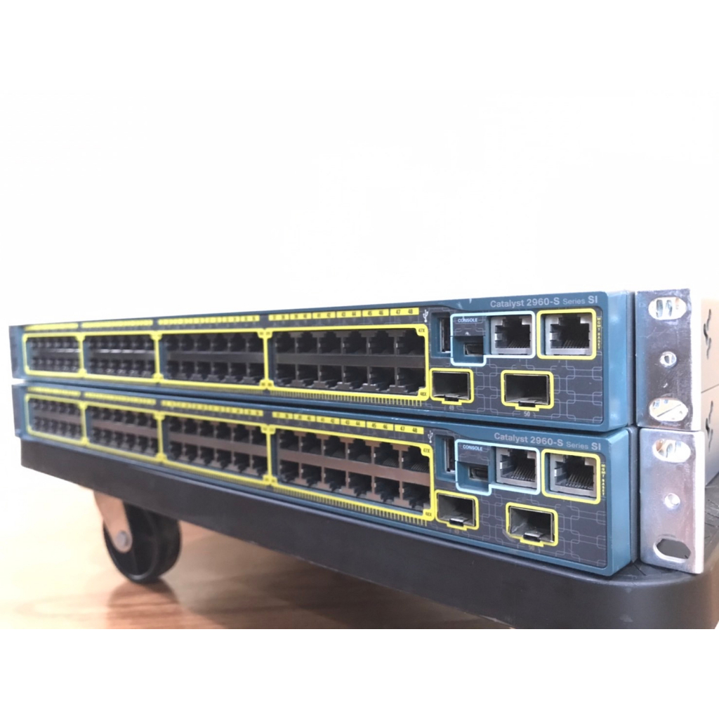 Switch Cisco Catalyst WS-C2960S-48TS-S ((มือสองพร้อมใช้งาน))