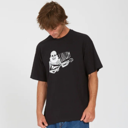 VOLCOM เสื้อยืด SHREDEAD LSE SS TEE