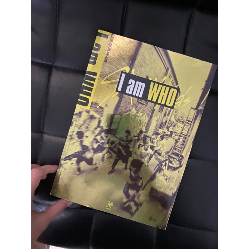 อัลบั้มเปล่า I am who / i am you / I am not