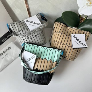 BAO BAO ISSEY MIYAKE BUCKET(เล็ก)