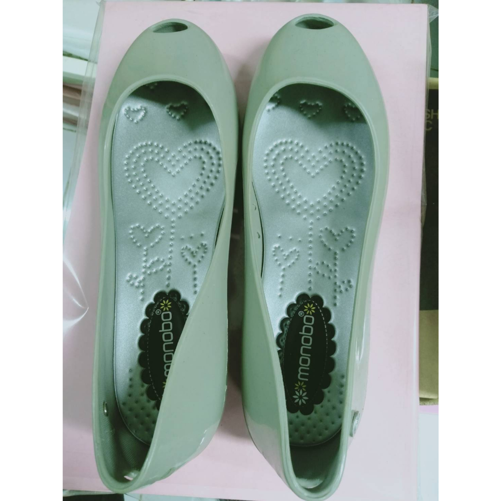 รองเท้าผู้หญิงแบบสวม "Monobo" No.7 ทรงเตารีด