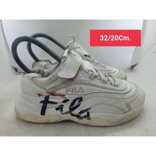 Fila Size 32 ยาว 20 รองเท้ามือสอง เด็กเล็ก เด็กโต ผู้หญิงเท้าเล็ก  ผ้าใบ  แฟชั่น ลำลอง เที่ยว