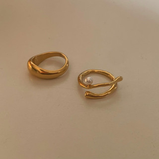 HER OBJECTIVE_HER BOLD CURL RING COLLECTION