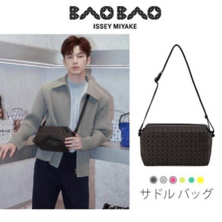 (MW) - [ Factory Outlet ] Bao Bao Issey Miyake Saddle Crossbody ใช้ได้ทั้งชายหญิง สะพายข้าง