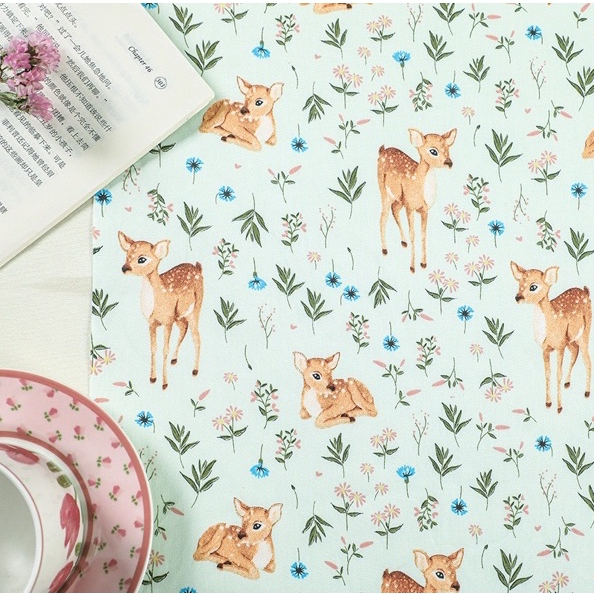 ผ้าคอตตอน 100% ทอทวิล หน้ากว้าง 1.60 เมตร พิมพ์ลายดอกไม้ ตัดขายเป็นเมตร