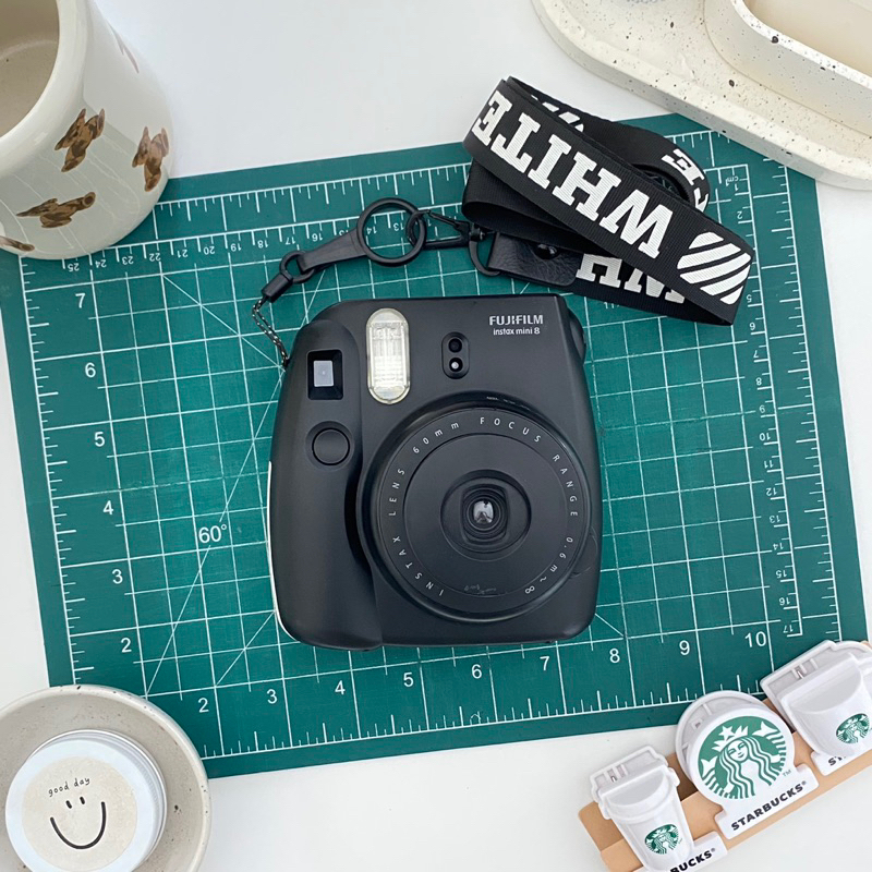 Fuji Instax mini 9 🎹 โพลาลอยด์ Two tone color 📁 พร้อมสายคล้องคอ • กล้องพร้อมใช้งานได้เลยมีรูปตัวอย่าง | กล้องฟิล์มมือสอง