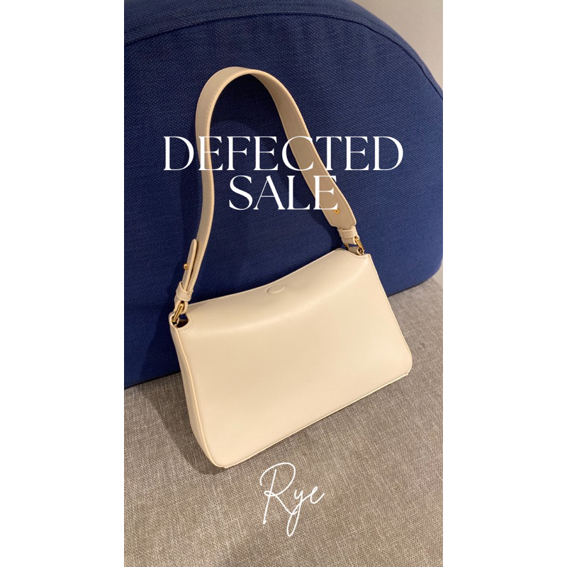 Mongante Rye Baguette Bag ( DEFECTED SALE )