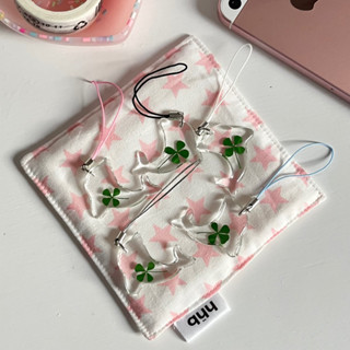 [ พร้อมส่ง ]พวงกุญแจโลมาใบโคลเวอร์ 🐬🍀🫧