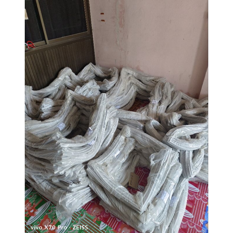 ขอบยางตู้เย็น SANYO 1ประตู รุ่นSR-163AQ