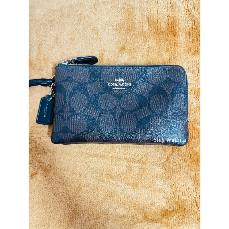 กระเป๋าคล้องมือCoach2ซิปSของแท้มือสอง