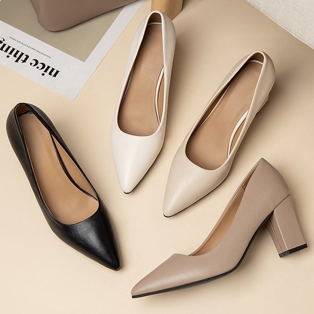 👠สปอตสินค้า👠 ส้นหนาหัวแหลม รองเท้าส้นสูงแฟชั่น สวย เหมาะกับการทำงาน การท่องเที่ยว ไซส์35-42