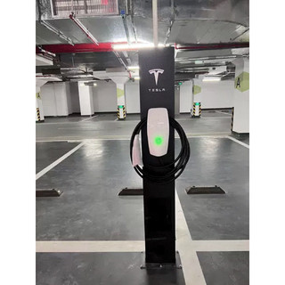 แท่นเสาชาร์จ รถไฟฟ้า ตรา Tesla สวยหรู ติดตั้งในร่ม กลางแจ้ง