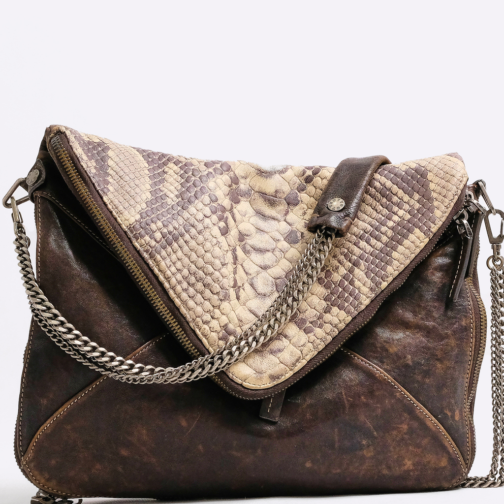 B O Y Y  Slash Medium Brown DC17