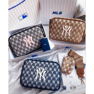 **พร้อมส่ง** กระเป๋า MLB NEW YORK YANKEES crossbody พร้อมกล่อง