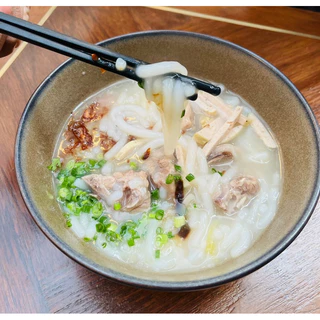 เส้นข้าวเปียกร้านหมูยอศรีอุดร (เส้นสด)