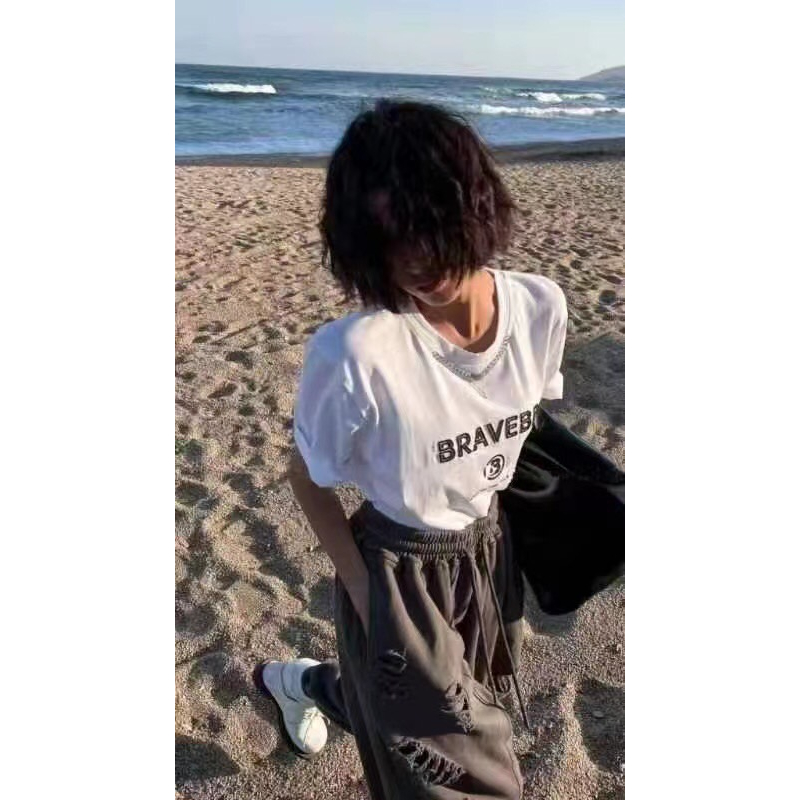 AKP 913 เสื้อยึด แต่งสร้อยคอ